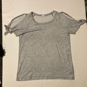 Gap cold shoulder top